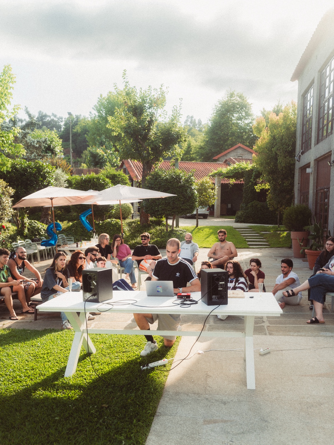 Criação musical em grupo numa edição anterior dos Creative Camps®